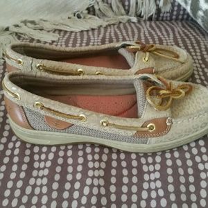 Sperry's tan and gold
